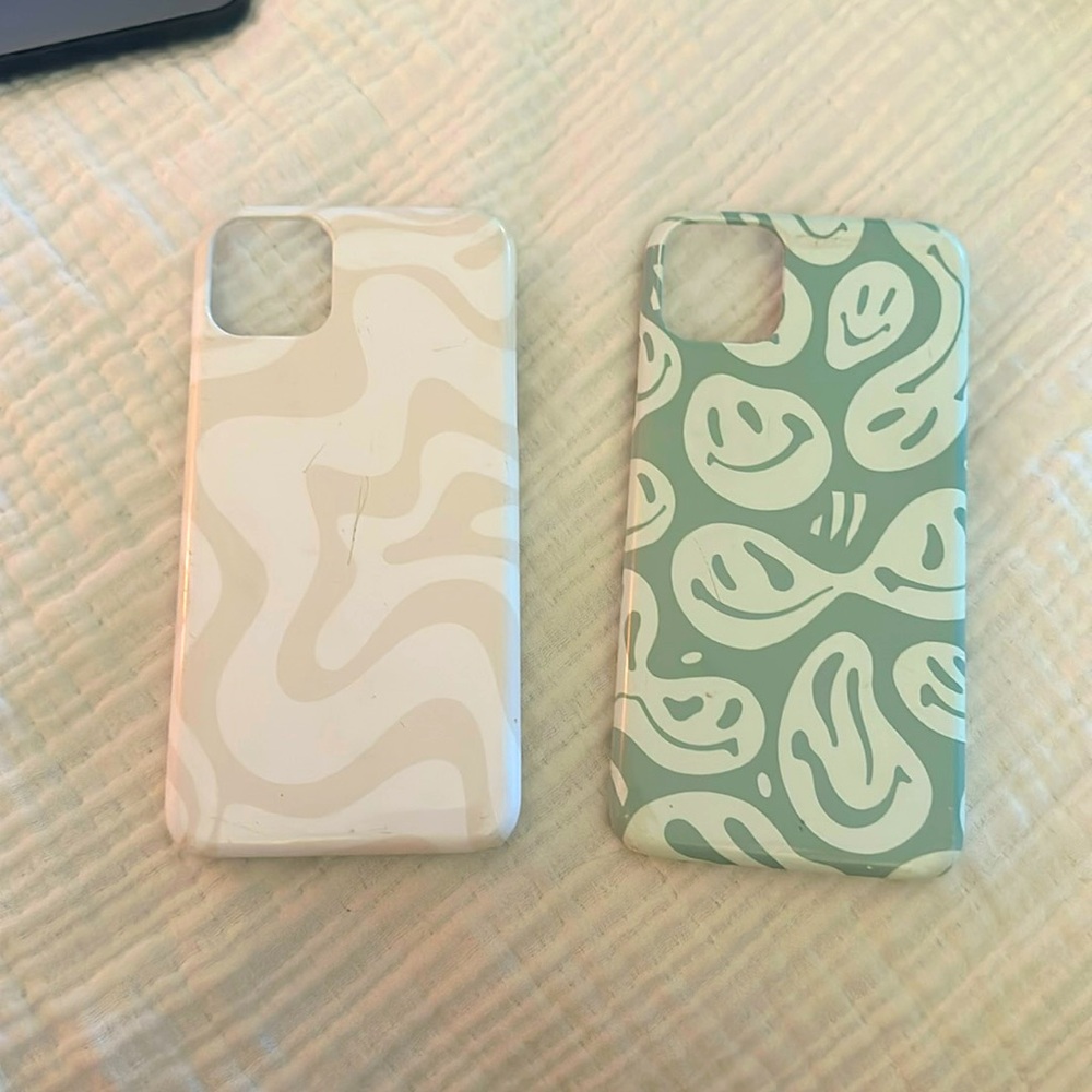 Two Iphone 11 Pro Max cases